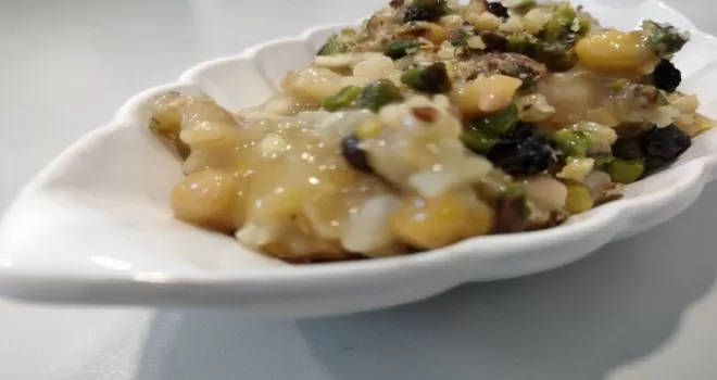 Ustasından hızlı aşure tarifi: 1 saatte hazırlamak mümkün
