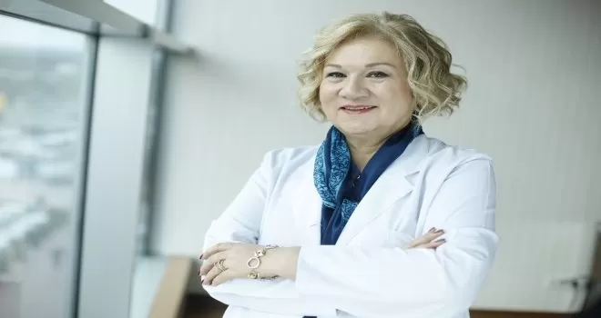 Uzman doktor merak edilen Covid-19 aşılarını anlattı
