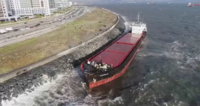Uzman kaptan yanıtladı: “İstanbul’da lodosta gemiler ne yapmalı“

