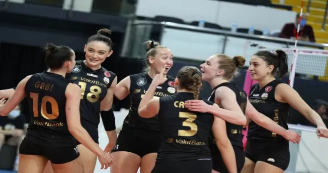 VakıfBank, Sultanlar Ligi’nde finalde
