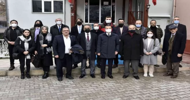 Vali Taşbilek gazetecilerle buluştu

