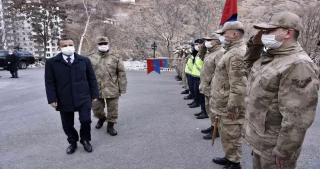 Vali Taşbilek’ten yeni yıl ziyaretleri
