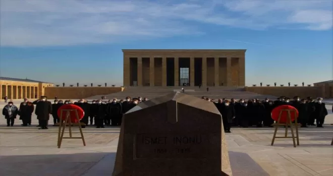 Vefatının 48. yılında İsmet İnönü kabri başında anıldı
