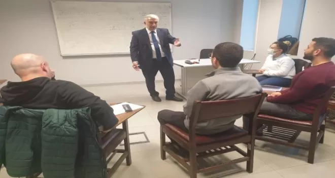 Vehbi Koç'tan Üniversitesi öğrencilerine denizcilik dersi! 