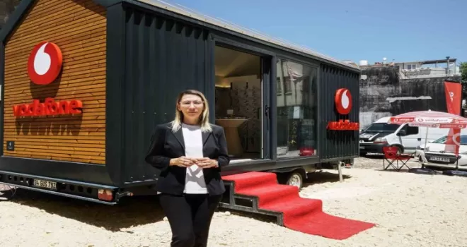 Vodafone’dan afet bölgesine tiny house mağazalar
