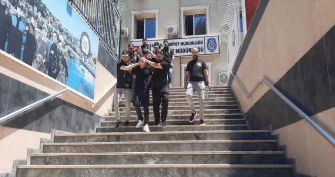 Yabancı uyruklu şahısları gasp eden 4 şüpheli gözaltına alındı
