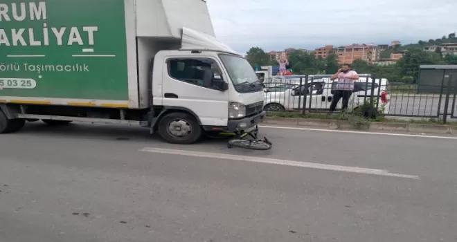 Yarışmadan kazandığı bisikletle kaza yaptı
