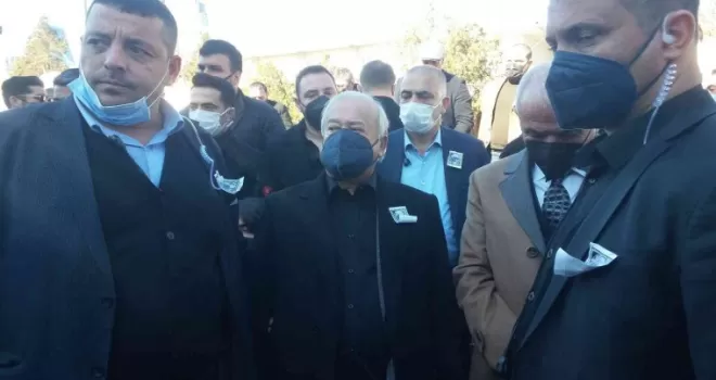 Yaşar Aktürk’ün eşi son yolculuğuna uğurlandı
