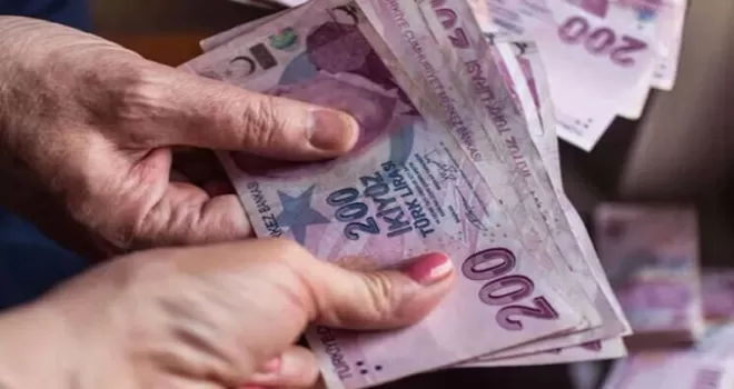 Yaşlı ve engelli aylıkları artışlı olarak hesaplarda
