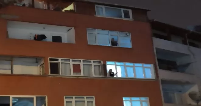 Yatsı ezanı sonrası camilerde dua sesleri yükseldi
