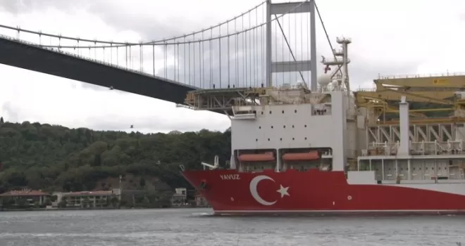 Yavuz sondaj gemisi İstanbul Boğazı’ndan geçti
