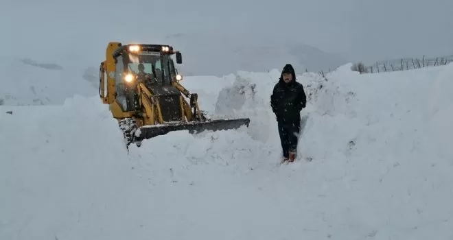 Yavuzkemal’de 8 ay süren kar mücadelesi
