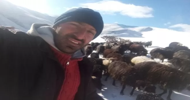 Yaylada sürü sahiplerine kar sürpriz