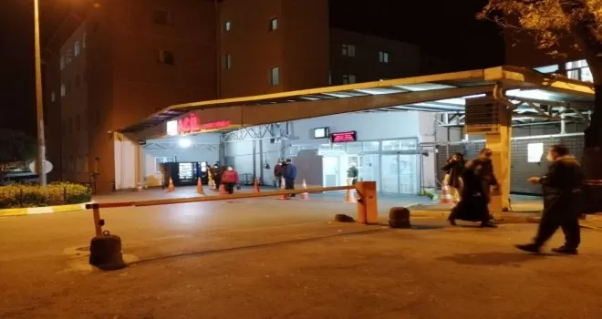 Yemekten zehirlenen 200 işçi hastaneye kaldırıldı