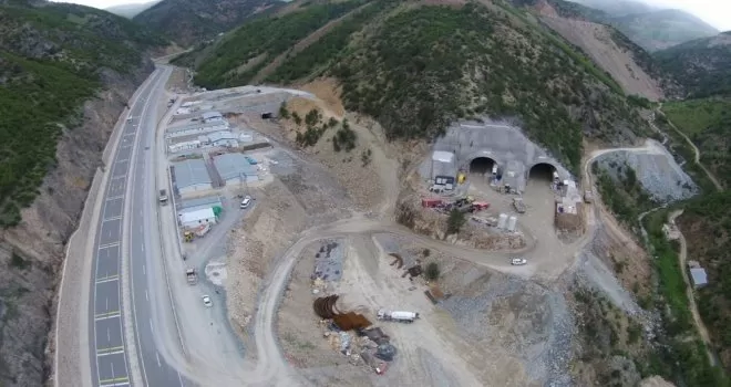 Yeni Zigana Tüneli inşaatında yüzde 78 seviyesine ulaşıldı
