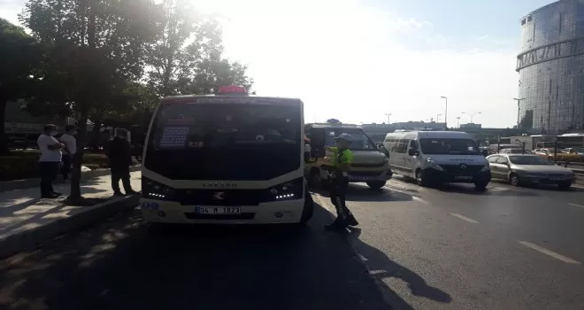 Yenibosna’da fazla yolcu taşıyan sürücüye para cezası kesildi
