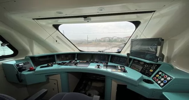 Yerli ve milli hızlı tren raylara iniyor
