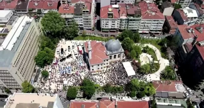 "Yeşilçam’ın Sultanı" Türkan Şoray’dan Cüneyt Arkın’a veda
