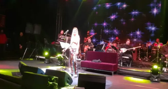 Yıldız Tilbe Ankaralı sevenleriyle buluştu
