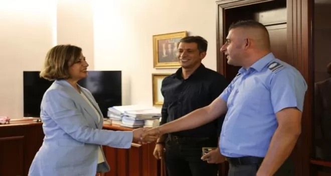 Yolcusunu hastaneye yetiştiren şoföre Başkan Ünlüce’den teşekkür