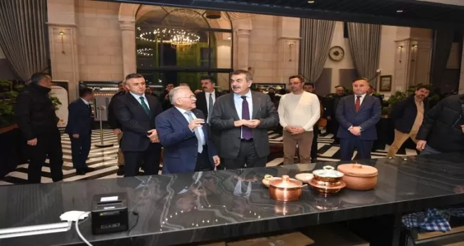 Yusuf Tekin’den Mutfak Sanatları Merkezi’ne övgü