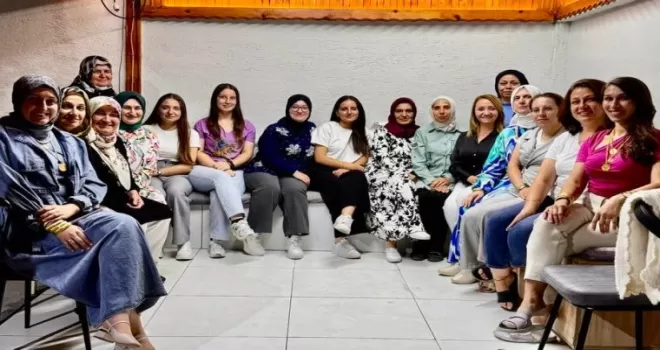 Zekiye Tekin vatandaşlarla güçlü bağ kurdu