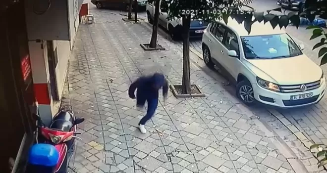 Zeytinburnu’nda cinayet anı kamerada
