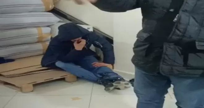 Zeytinburnu’nda evlere giren hırsızlara meydan dayağı
