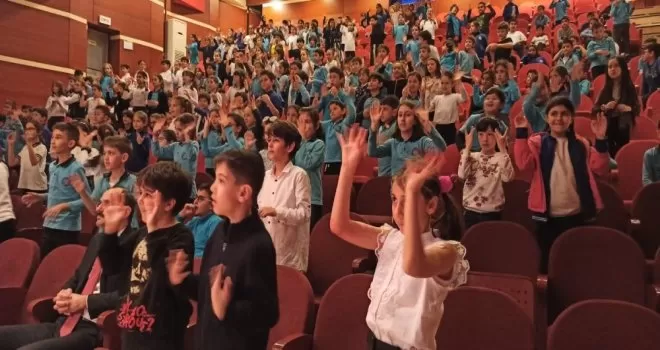 Zeytinburnu’nda öğrencilere hijyen eğitimi verildi
