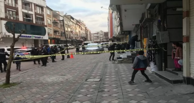 Zeytinburnu’nda silahlı saldırı: 1 yaralı
