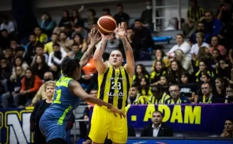 FIBA Kadınlar Avrupa Ligi: Fenerbahçe Alagöz Holding: 82 - ZVVZ USK Prag: 72
