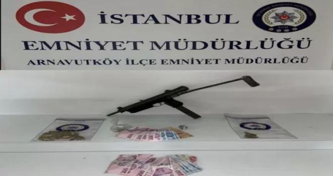 Arnavutköy’de 3 kişiyi vuran şüphelinin adresine operasyon: 6 gözaltı
