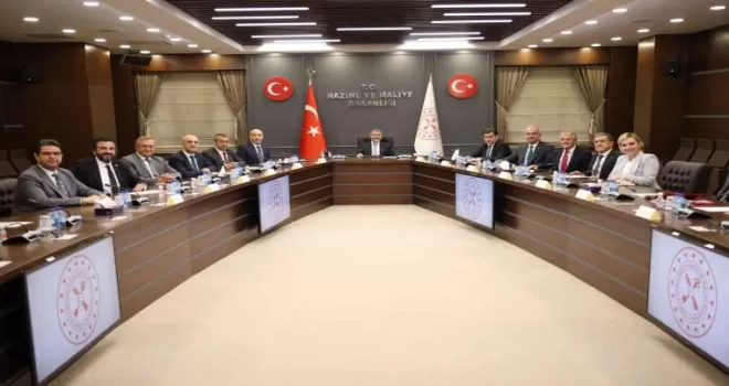 Bakan Nebati, TİM Başkanı Mustafa Gültepe ile görüştü
