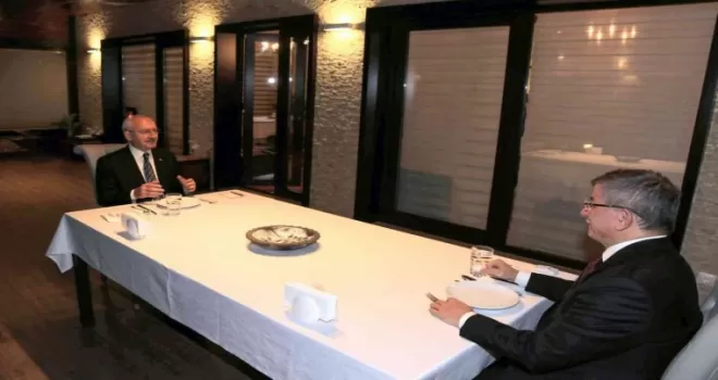 CHP lideri Kılıçdaroğlu, Davutoğlu ile bir araya geldi