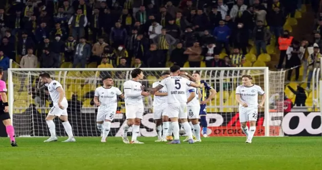 Fenerbahçe Kadıköy’de 2. kez kayıp
