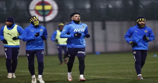 İsmail Kartal, Fenerbahçe ile ilk antrenmanına çıktı
