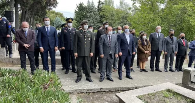 İstanbul’un işgalini kırmak üzere şehre ilk giren Ordu Komutanı Şükrü Naili Paşa kabri başında anıldı