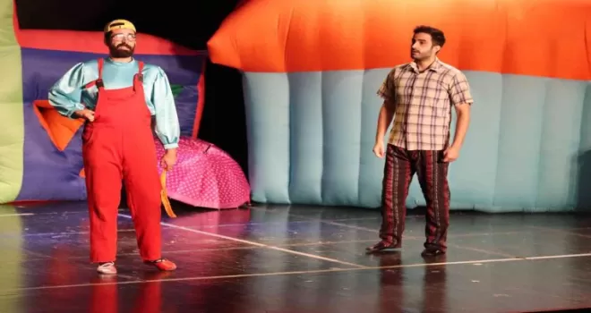 Maltepe’de ara tatilde 3 bin çocuk tiyatroyla buluştu
