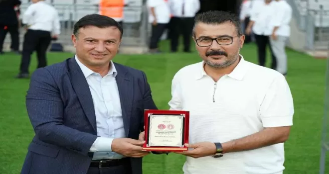 Spor Toto Süper Lig: Ümraniyespor: 0 - Antalyaspor: 0 (İlk yarı)
